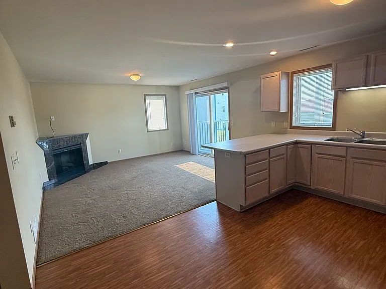 1919 Haughton Ave #202 — Photo 3