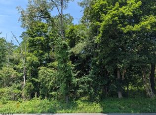 58 Allerton Rd, Clinton Twp., NJ 08833