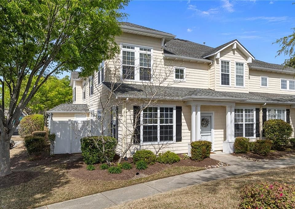 1st image of 1040 Grace Hill Dr