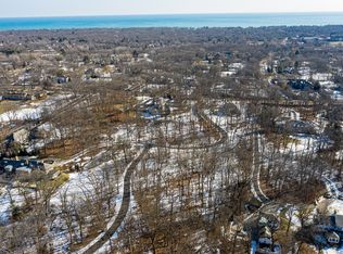 1514 N Green Bay Rd, Lake Forest, IL