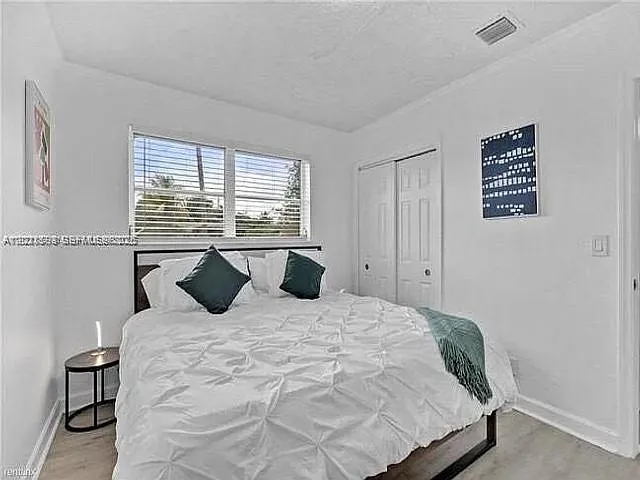 4120 NW 3rd Way — Photo 5