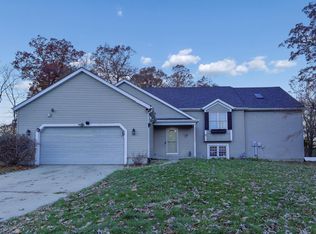 2313 Pine Creek Ct, South Bend, IN 46628