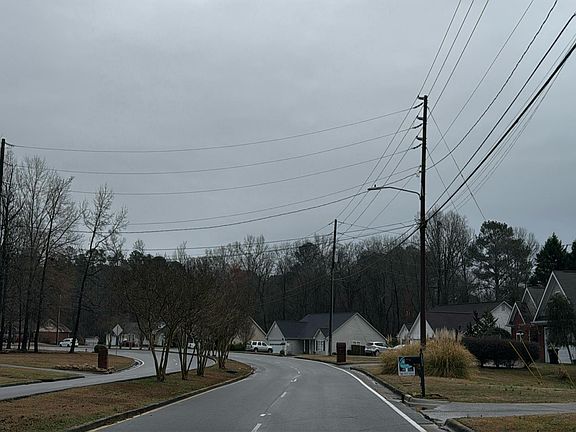 4th image of 3601 Garden Lakes Pkwy NW