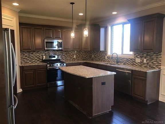3rd image of 55194 Hidden River Dr
