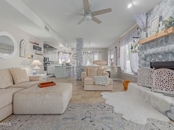 3036 E HERMOSA VISTA Drive, Mesa, AZ 85213