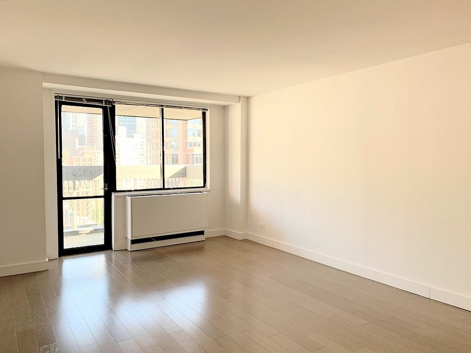 1st image of 200 E 33rd St Ph J
