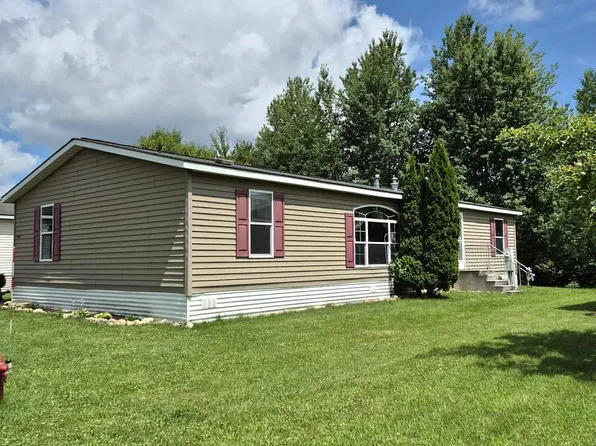 30203 Cyprus Rd, Shafer, MN 55074