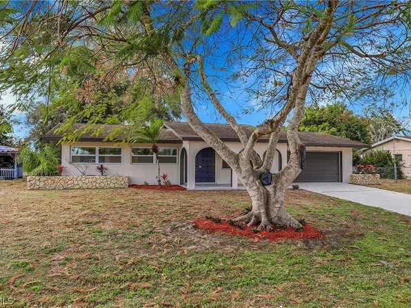 203 Lowry Ave, Lehigh Acres, FL 33936