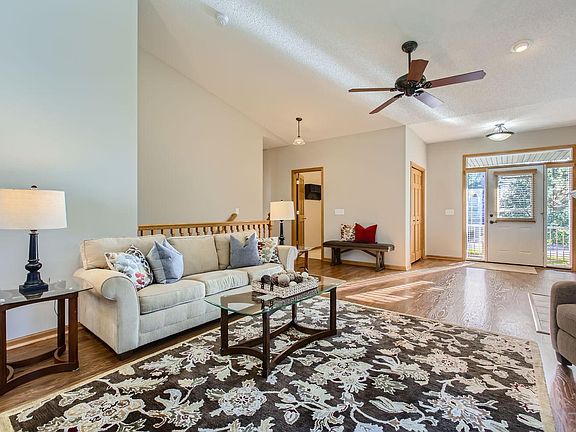 5th image of 4755 Underwood Ln N