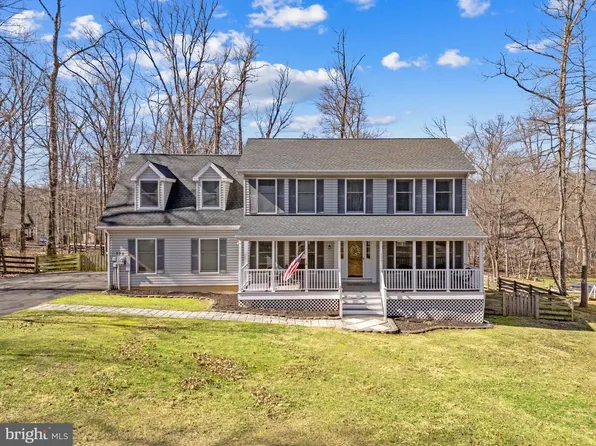 775 Wild Rose Ln, Harpers Ferry, WV 25425