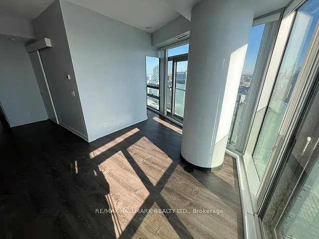14 York St #5611 — Photo 5