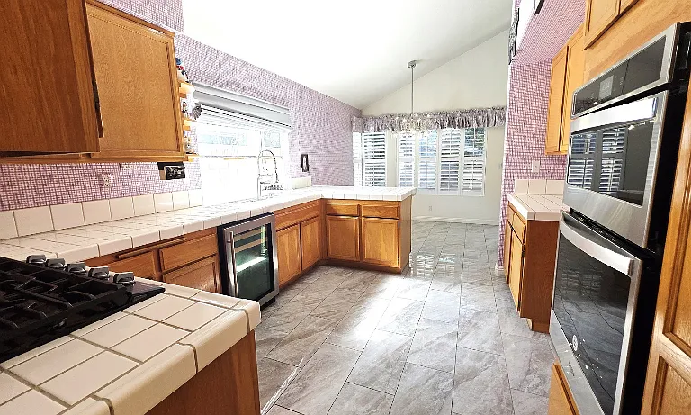 1752 Bradcliff Way — Photo 10