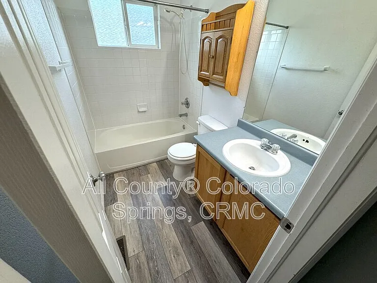 5859 Instone Cir — Photo 21