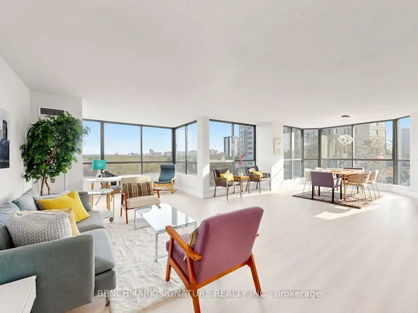 131 Torresdale Ave #706, Toronto, ON M2R 3T1