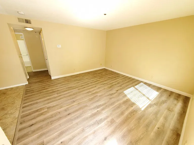 729 S Knott Ave #101 — Photo 8