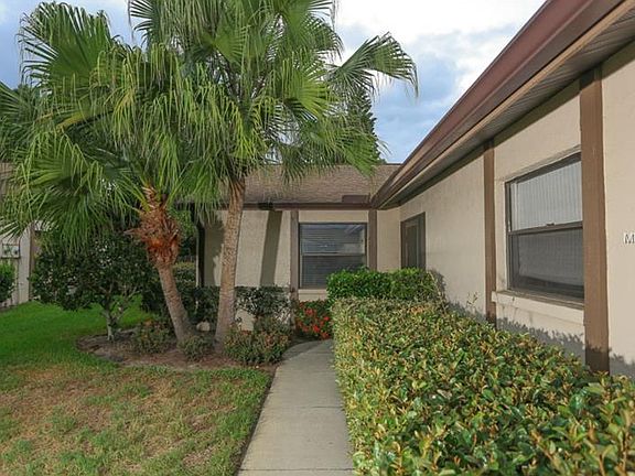 2nd image of 4641 Oak Hill Dr
