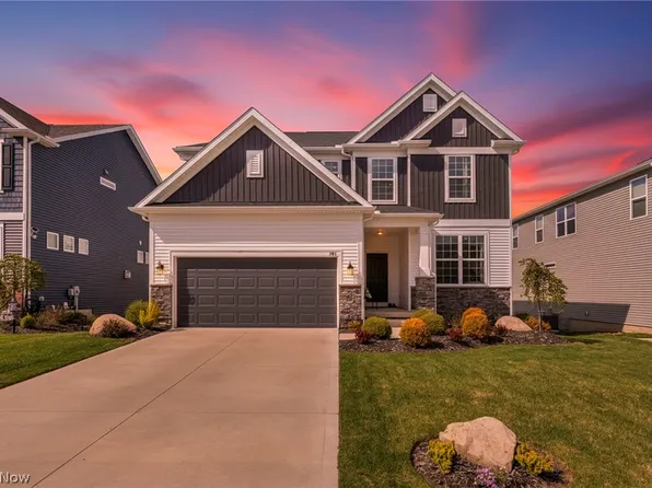 342 Foxglove Dr, Wadsworth, OH 44281
