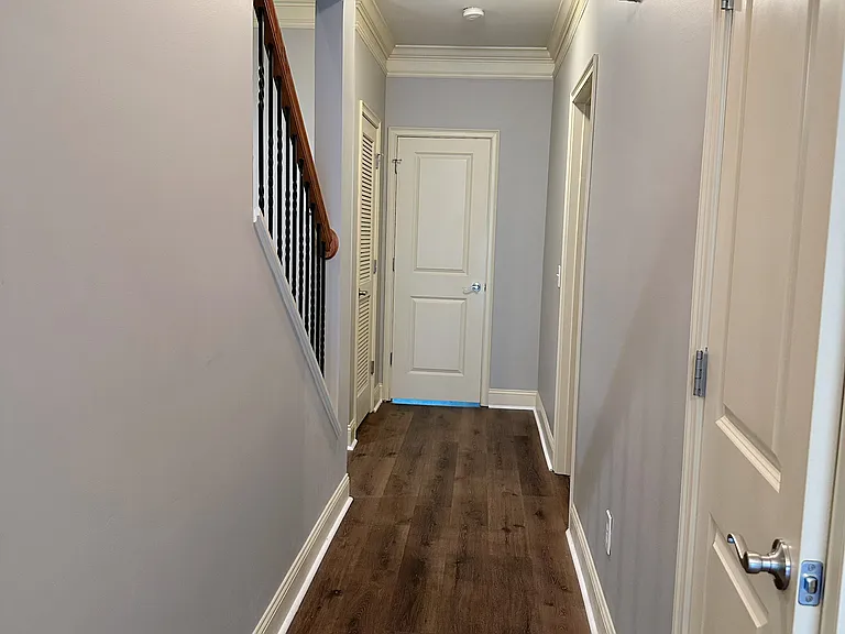 712 Perimeter Walk — Photo 9