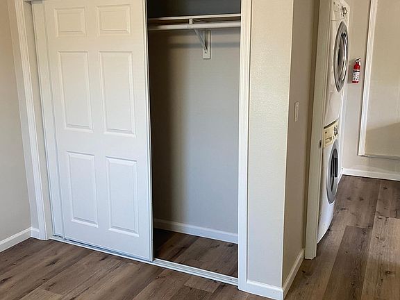 4th image of 3079 Durant Ave Unit 2