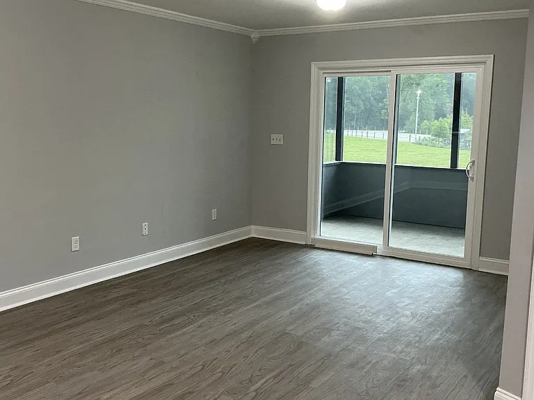 1402 Tailrace Dr #1 — Photo 4