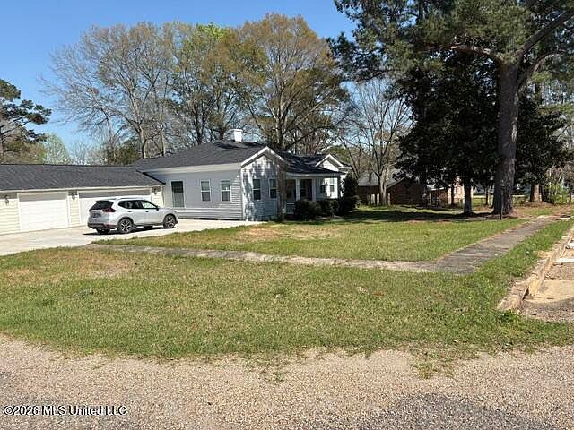 1st image of 1022 5th St