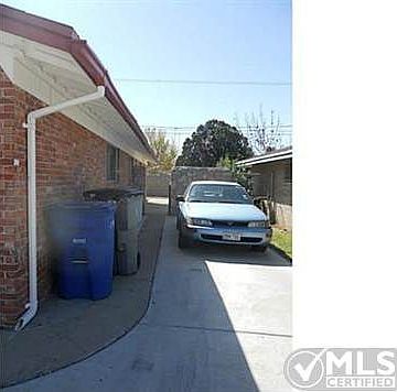 3rd image of 9908 Trinidad Dr