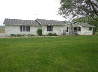 33075 Sycamore Rd, Minden, IA 51553