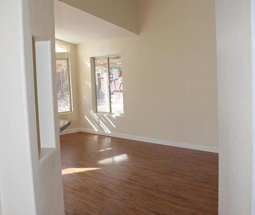 5th image of 1640 Silvia Ave