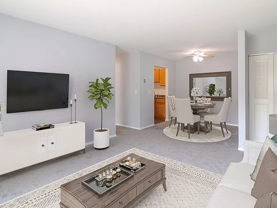 Greenbriar Hills Apartments