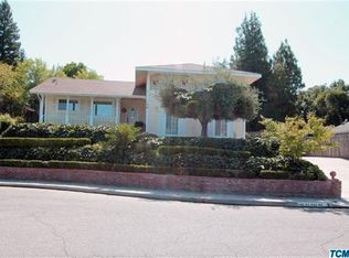 146 S Oak Dr, Reedley, CA 93654