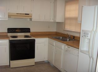 10900 Robious Rd, North Chesterfield, VA 23235