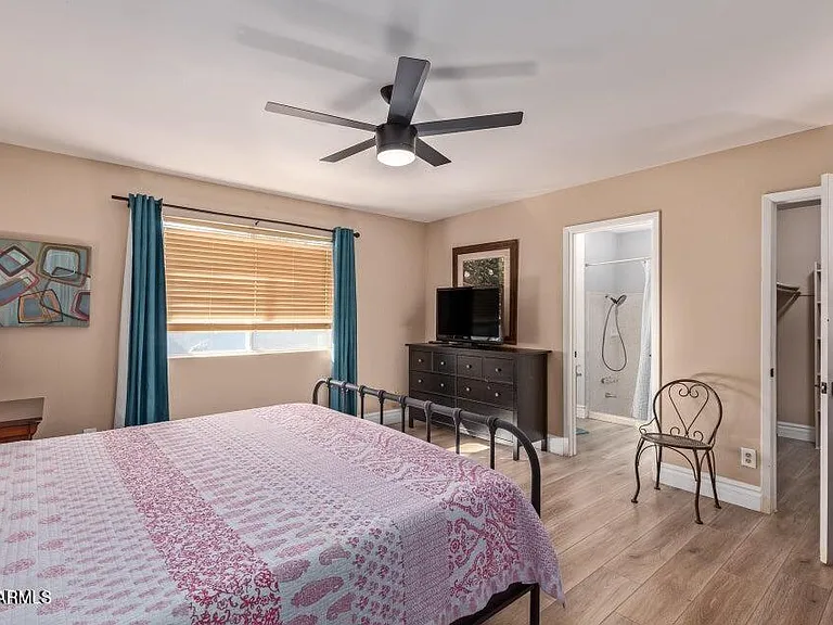 5337 E Gelding Dr — Photo 13