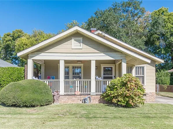 849 Custer St, Hapeville, GA 30354
