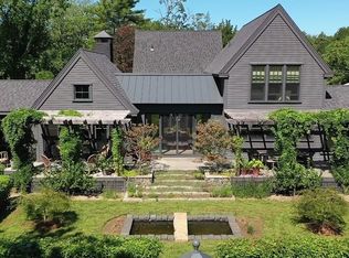 22 Pine Island Rd, Mattapoisett, MA 02739