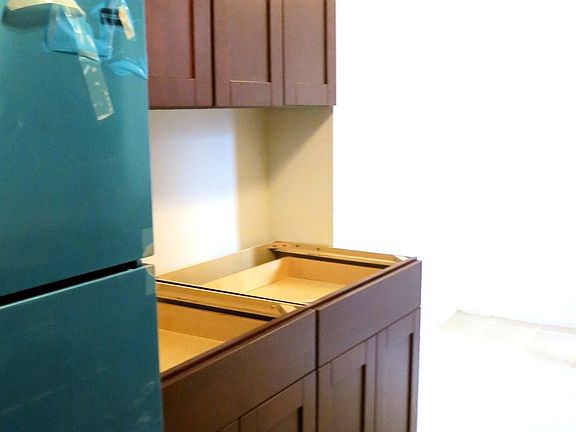 5th image of 9419 66th Ave APT 1H