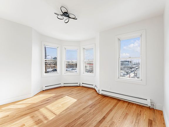 5th image of 521-523 Bayway Ave #2R