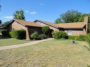 1st image of 765 Gary Ln