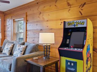 741 Golf View Blvd #ID1266621P, Pigeon Forge, TN 37863