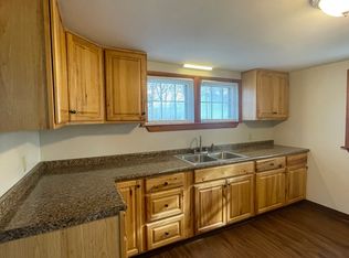 3682 Sample Rd, Hermitage, PA 16148