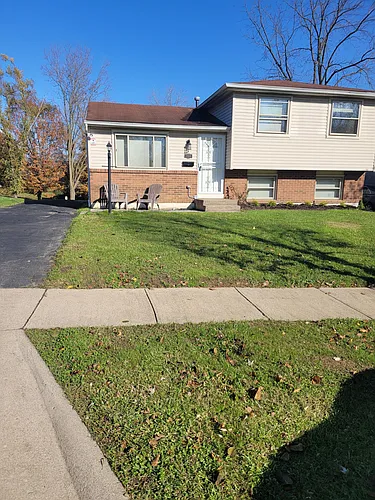 2564 Bethesda Ave Photo 1