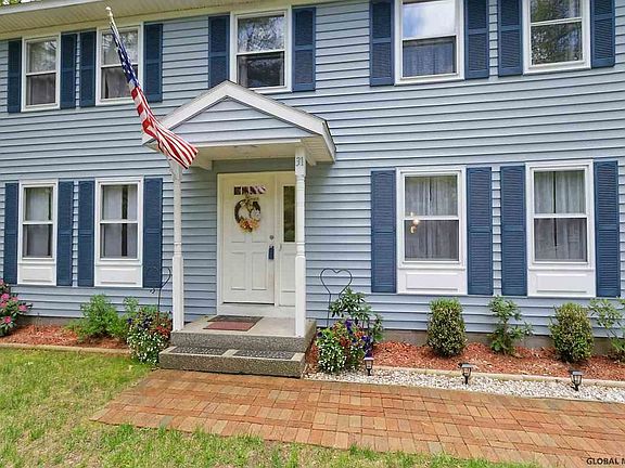 2nd image of 31 Woodmint Pl