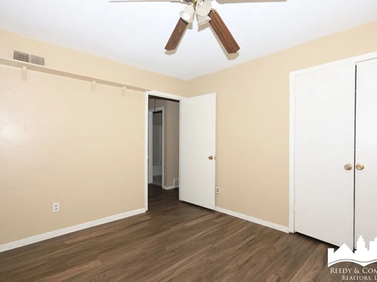 2835 Toehill Cv — Photo 15