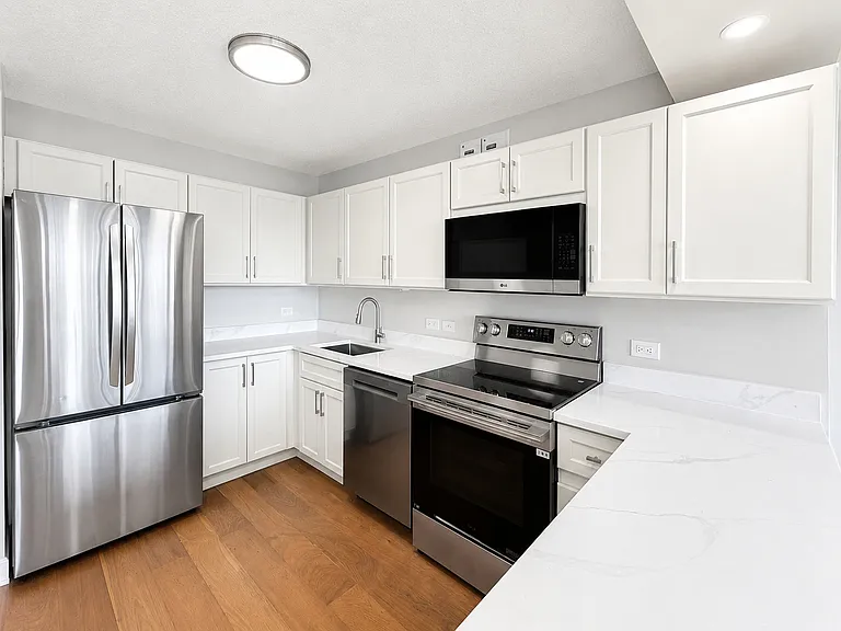 405 N Wabash Ave #3307 — Photo 3