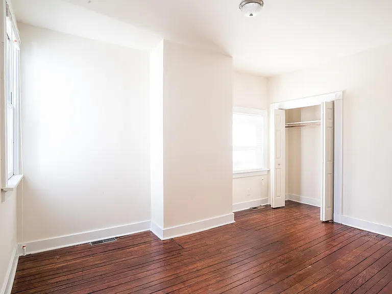 3104 E Marshall St — Photo 15