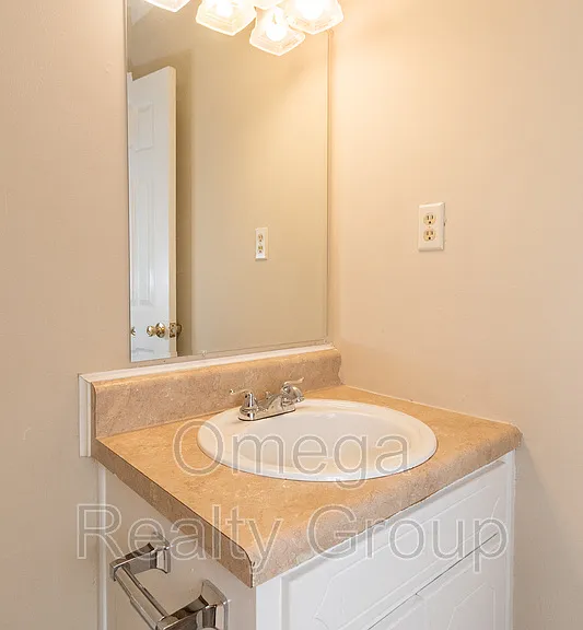 2600 Fitzgerald Rd — Photo 32
