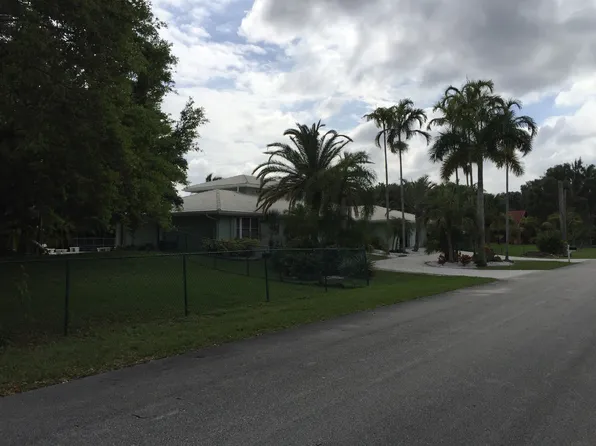 11700 NW 6th St, Plantation, FL 33325