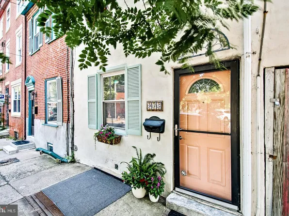 935 N American St, Philadelphia, PA 19123