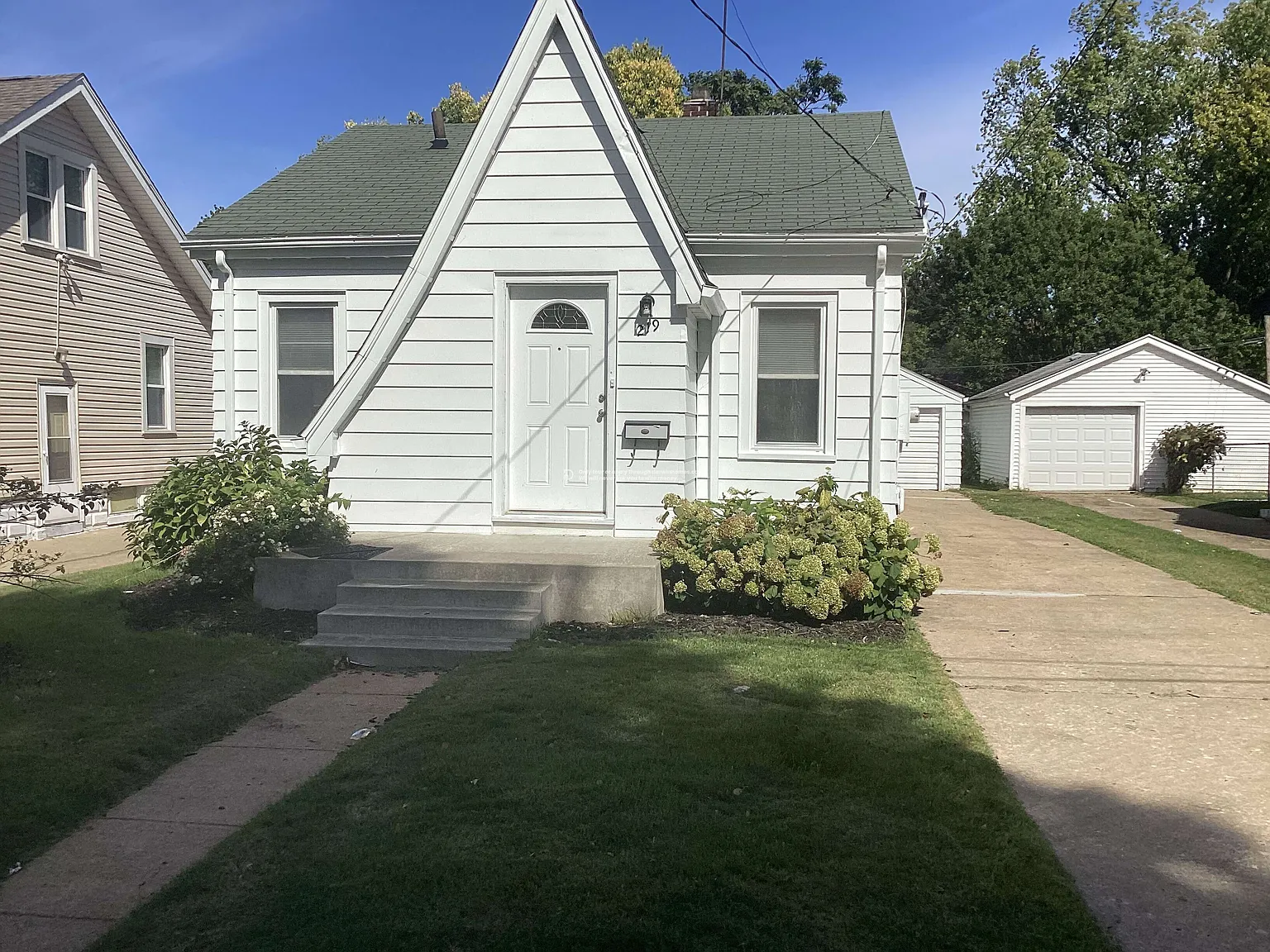 219 E Virginia Ave photo 1