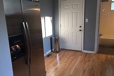 4th image of 3123 W Homer St