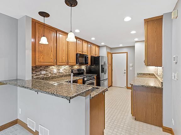 4th image of 1429 Wyndham Cove Ln